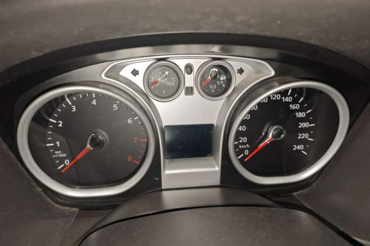 Used Ford Focus 2013 Hatchback Classic 1.8L Automatic Fashion Edition Instrument Cluster