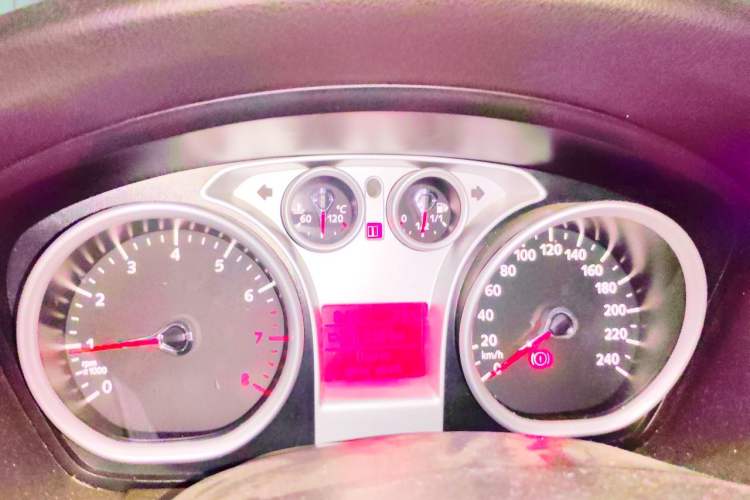 Used Ford Focus 2013 Hatchback Classic 1.8L Automatic Millionth Anniversary Edition Instrument Cluster