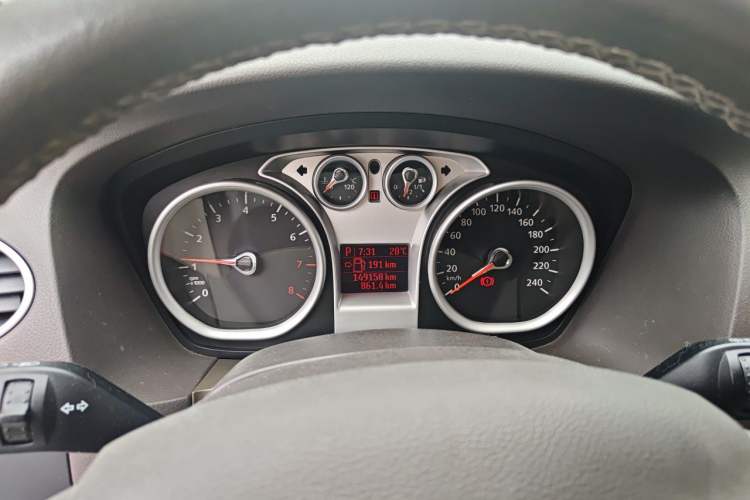 Used Ford Focus 2013 Hatchback Classic 1.8L Automatic Fashion Edition Instrument Cluster