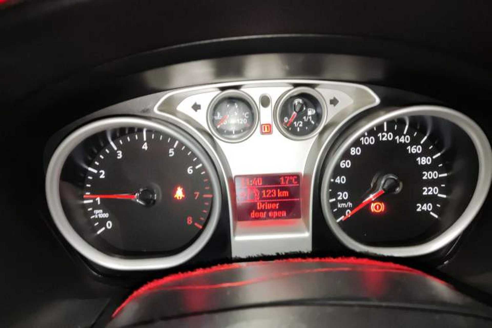 Used Ford Focus 2013 Hatchback Classic 1.8L Manual Base Model Instrument Cluster