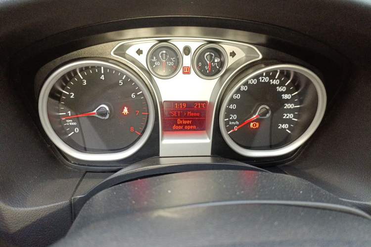 Used Ford Focus 2013 Hatchback Classic 1.8L Automatic Millionth Anniversary Edition Instrument Cluster
