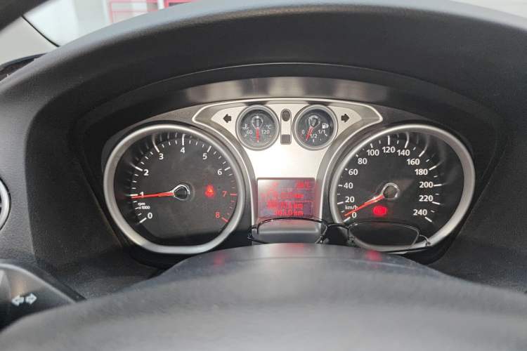 Used Ford Focus 2013 Hatchback Classic 1.8L Manual Base Model Instrument Cluster