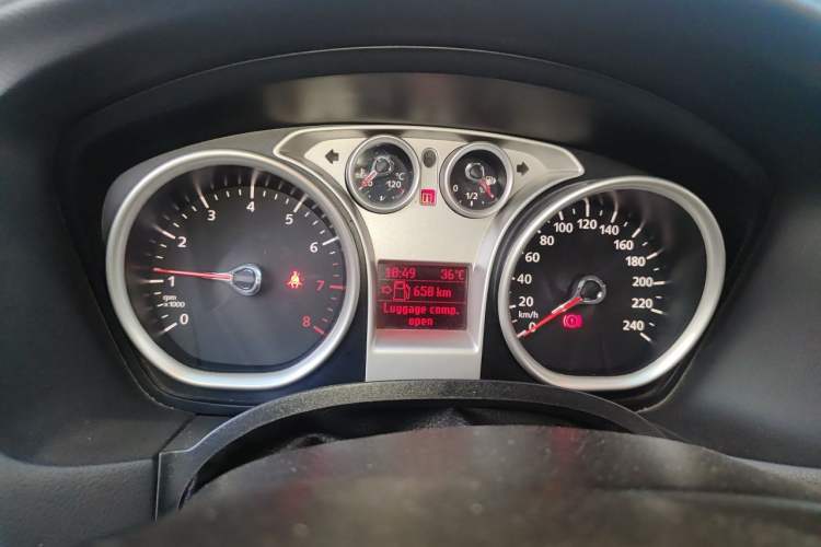 Used Ford Focus 2013 Hatchback Classic 1.8L Manual Base Model Instrument Cluster