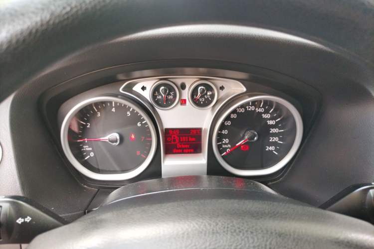 Used Ford Focus 2013 Hatchback Classic 1.8L Manual Base Model Instrument Cluster