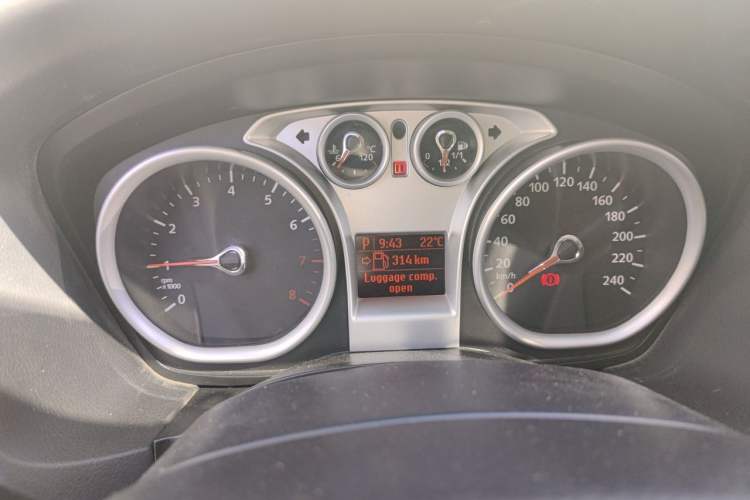 Used Ford Focus 2013 Hatchback Classic 1.8L Automatic Millionth Anniversary Edition Instrument Cluster