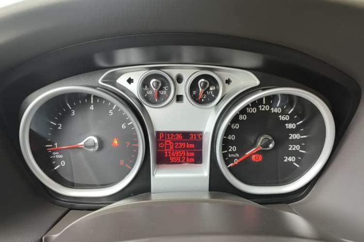 Used Ford Focus 2013 Hatchback Classic 1.8L Automatic Fashion Edition Instrument Cluster