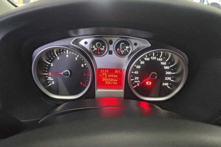 Used Ford Focus 2013 Hatchback Classic 1.8L Manual Base Model Instrument Cluster
