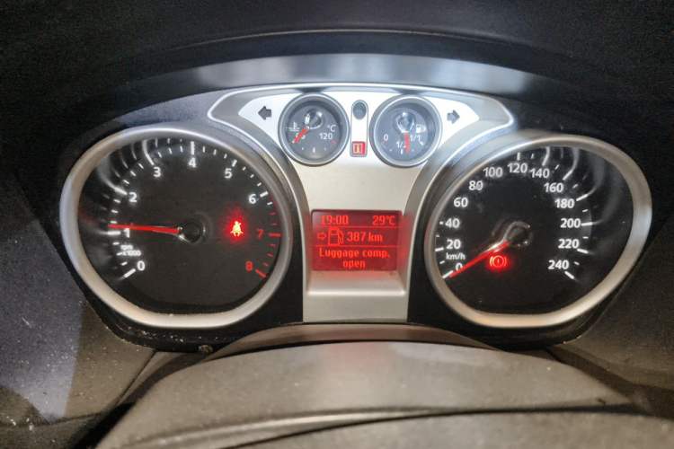 Used Ford Focus 2013 Hatchback Classic 1.8L Manual Base Model Instrument Cluster