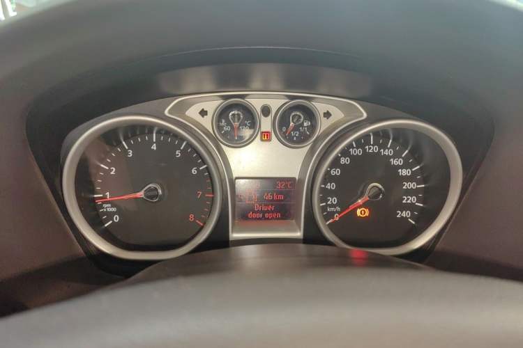 Used Ford Focus 2013 Sedan Classic 1.8L Manual Base Model Instrument Cluster