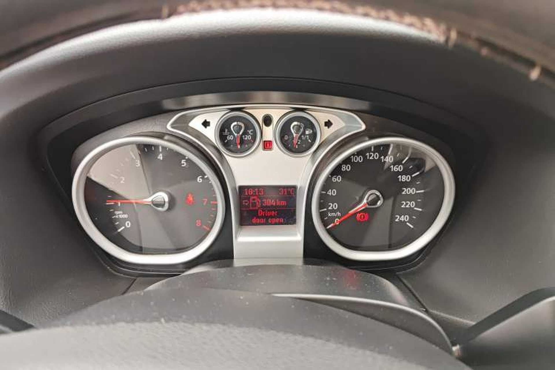 Used Ford Focus 2013 Hatchback Classic 1.8L Manual Base Model Instrument Cluster