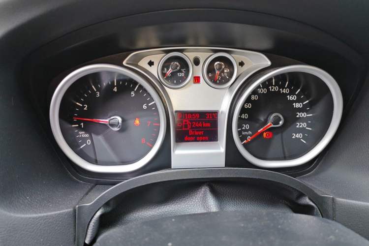 Used Ford Focus 2013 Hatchback Classic 1.8L Automatic Millionth Anniversary Edition Instrument Cluster