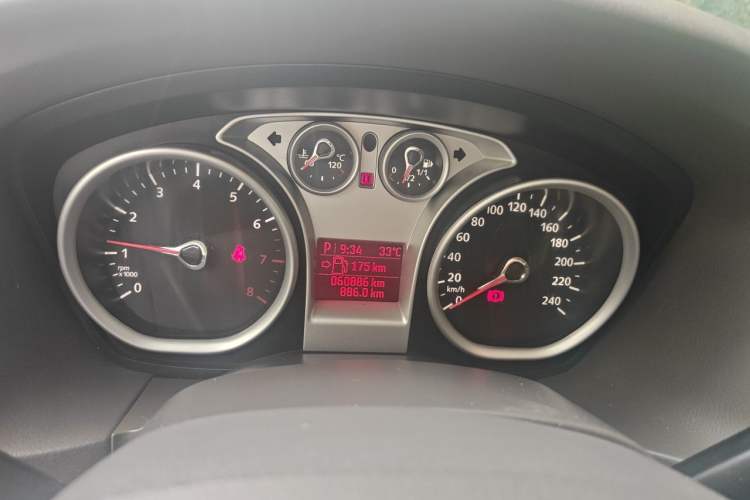 Used Ford Focus 2013 Hatchback Classic 1.8L Automatic Fashion Edition Instrument Cluster