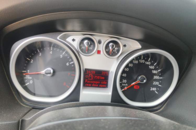 Used Ford Focus 2013 Hatchback Classic 1.8L Manual Base Model Instrument Cluster
