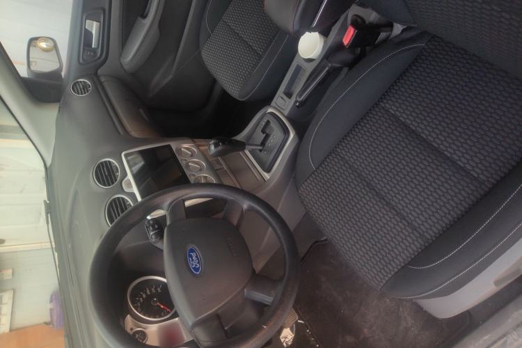 Used Ford Focus 2013 Hatchback Classic 1.8L Automatic Base Model Interior 1