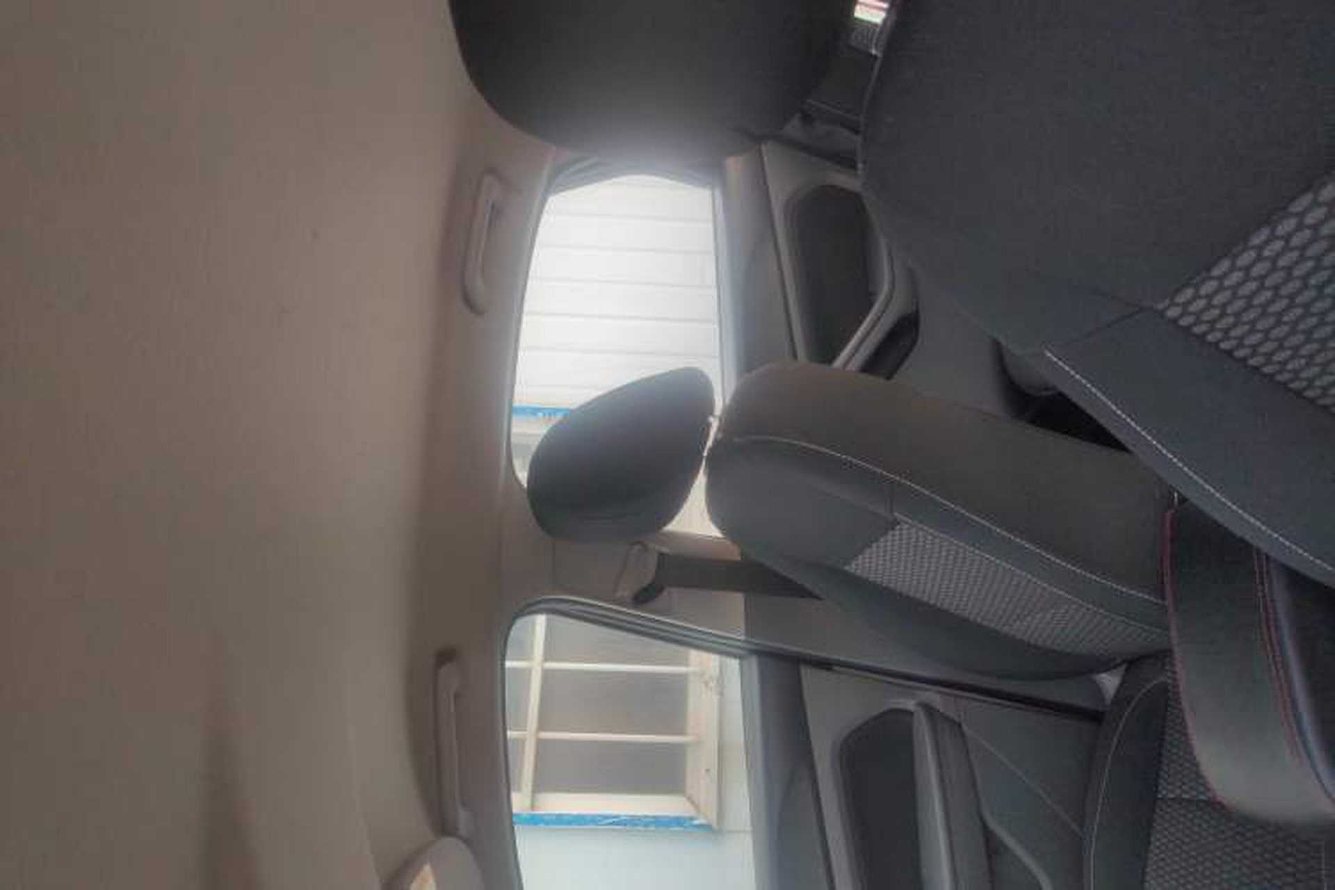 Used Ford Focus 2013 Hatchback Classic 1.8L Automatic Base Model Interior 3