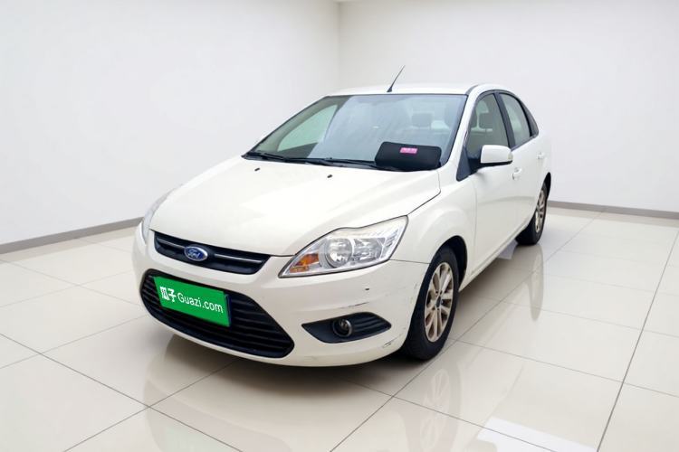 Used Ford Focus 2013 Sedan Classic 1.8L Manual Base Model Guazi used car, China used car export, Used car for sale, Used cars, Cheapest cars for sale