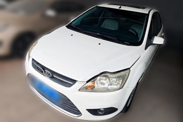 Used Ford Focus 2013 Sedan Classic 1.8L Automatic Fashion Edition