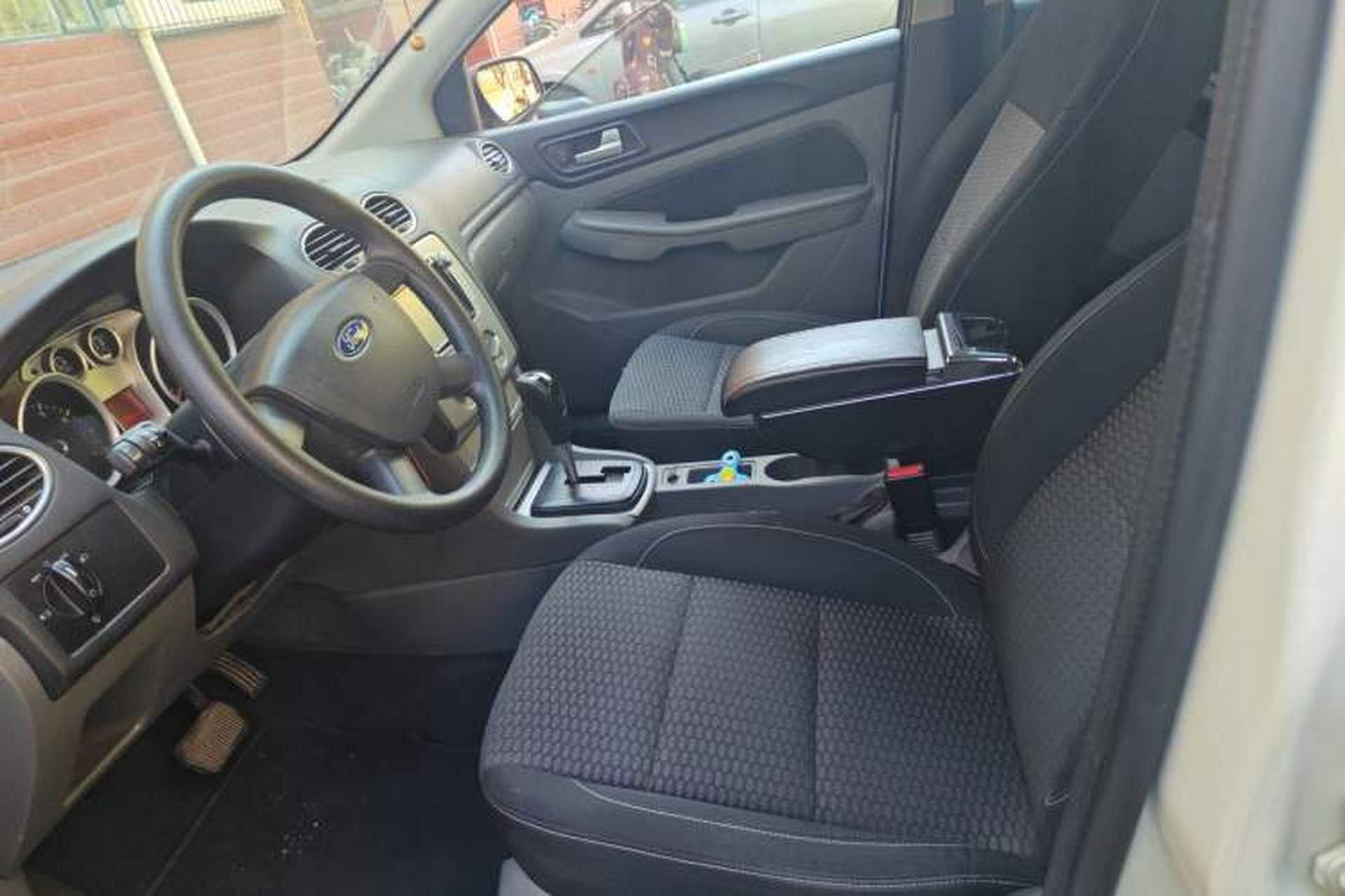 Used Ford Focus 2013 Hatchback Classic 1.8L Automatic Base Model Left Front Seat