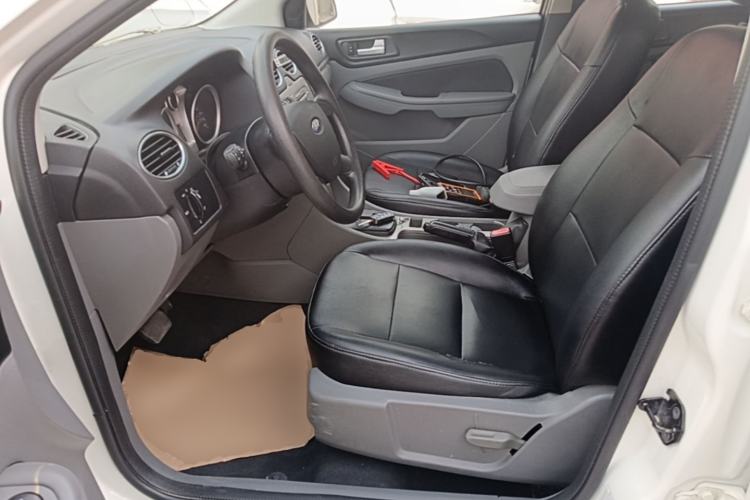 Used Ford Focus 2013 Hatchback Classic 1.8L Automatic Millionth Anniversary Edition Left Front Seat