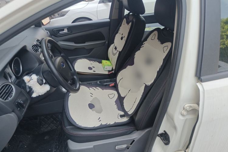 Used Ford Focus 2013 Hatchback Classic 1.8L Manual Base Model Left Front Seat