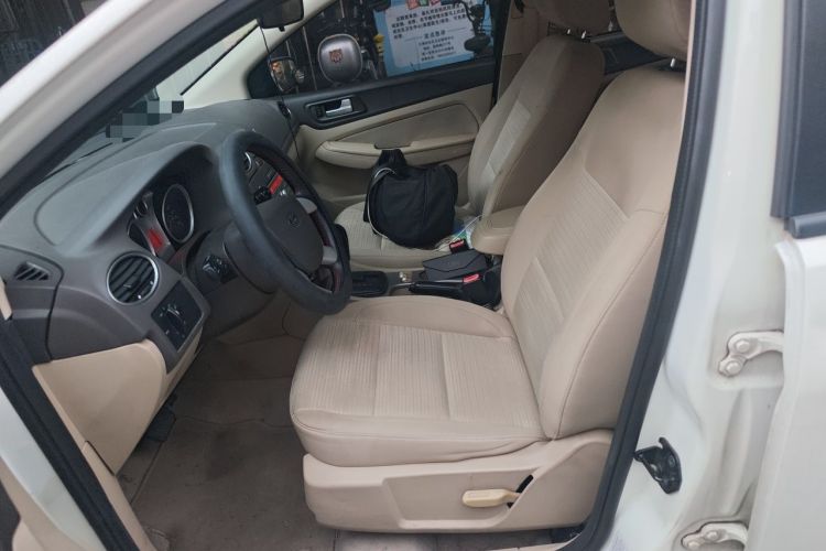 Used Ford Focus 2013 Sedan Classic 1.8L Automatic Millionth Anniversary Edition Left Front Seat
