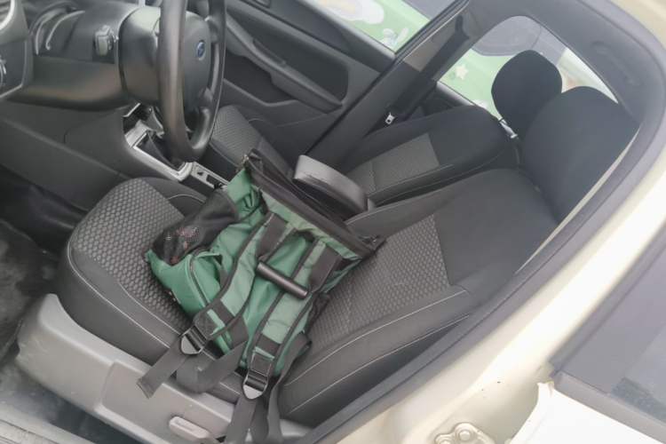 Used Ford Focus 2013 Hatchback Classic 1.8L Manual Base Model Left Front Seat