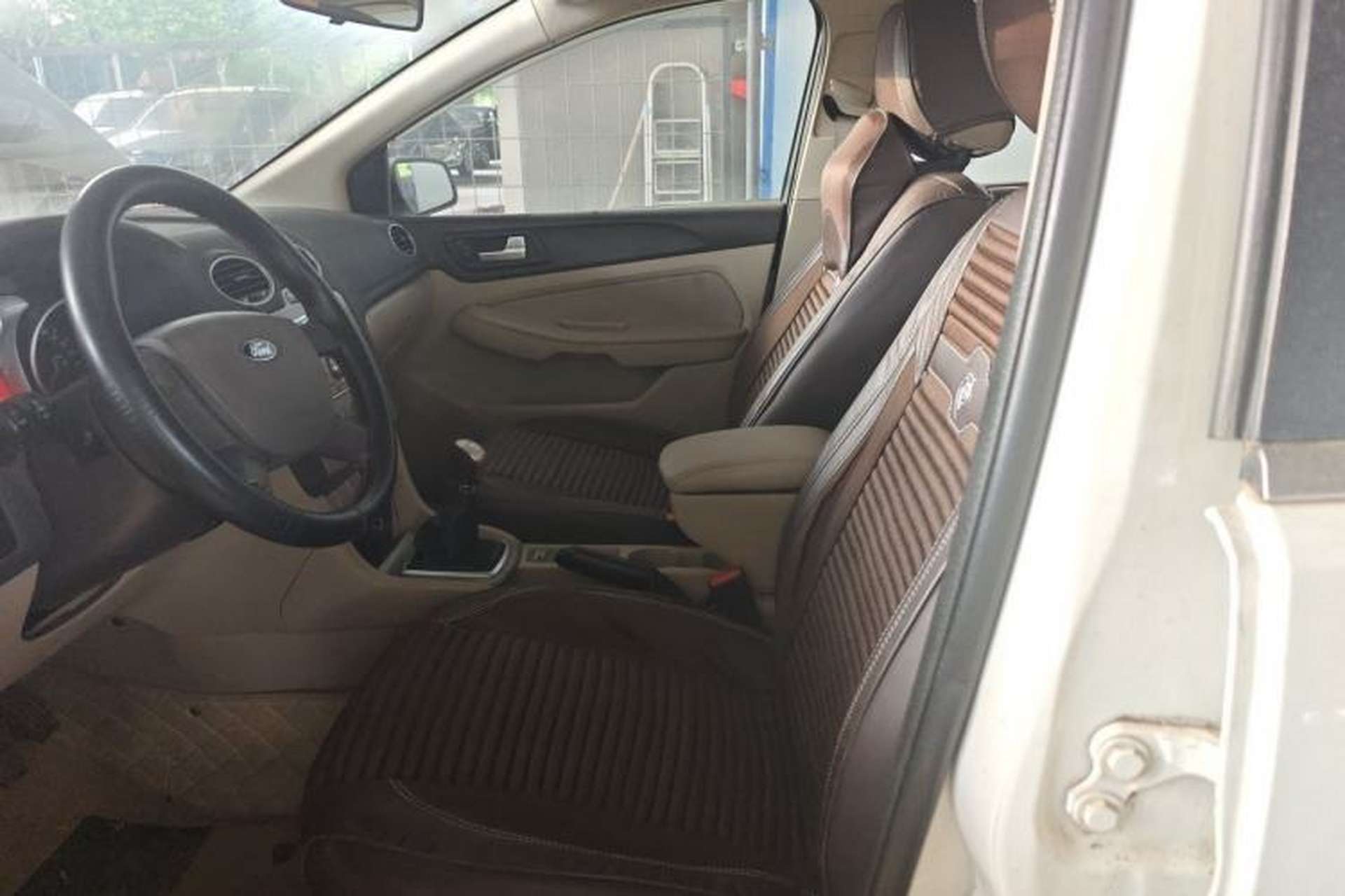 Used Ford Focus 2013 Sedan Classic 1.8L Manual Base Model Left Front Seat