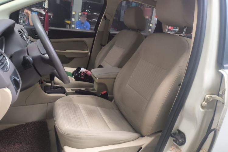 Used Ford Focus 2013 Sedan Classic 1.8L Automatic Base Model Left Front Seat