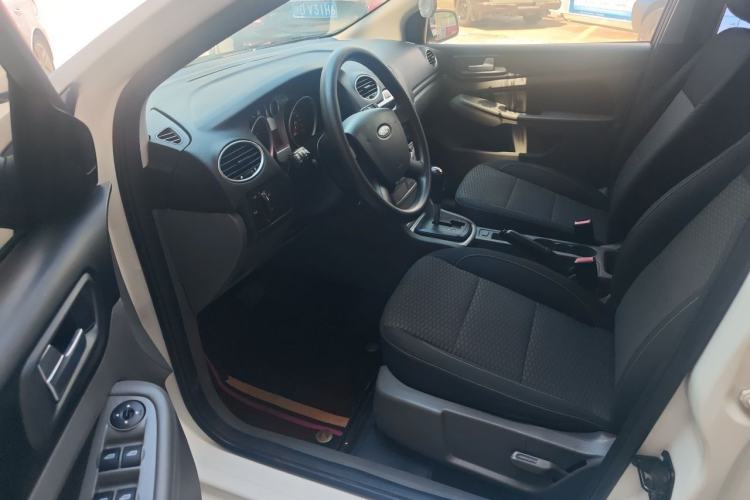 Used Ford Focus 2013 Hatchback Classic 1.8L Automatic Base Model Left Front Seat