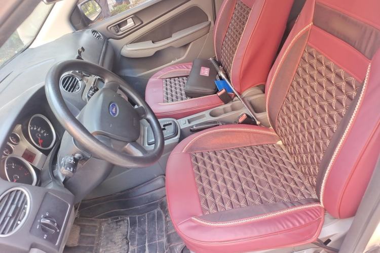 Used Ford Focus 2013 Hatchback Classic 1.8L Automatic Base Model Left Front Seat