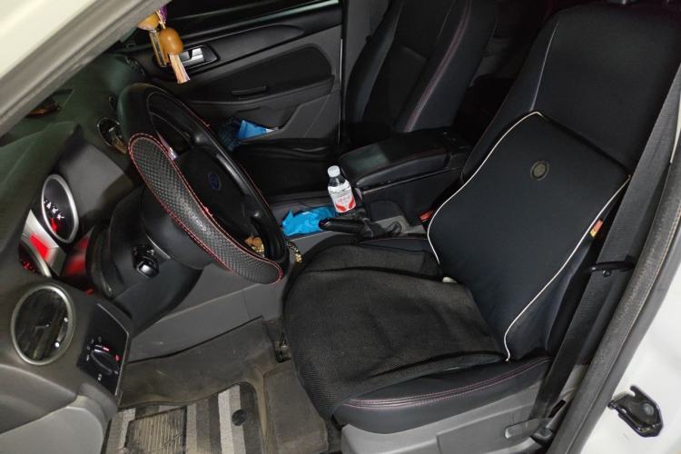 Used Ford Focus 2013 Hatchback Classic 1.8L Manual Base Model Left Front Seat