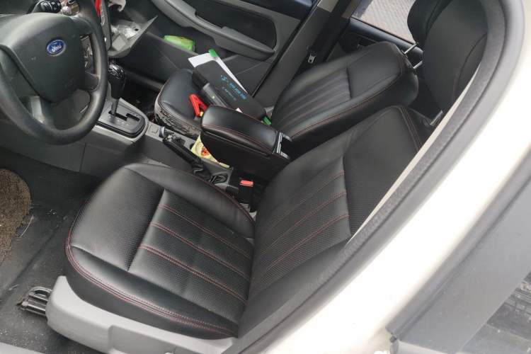 Used Ford Focus 2013 Hatchback Classic 1.8L Automatic Base Model Left Front Seat
