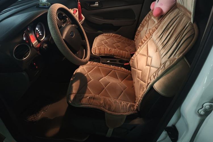Used Ford Focus 2013 Hatchback Classic 1.8L Automatic Base Model Left Front Seat