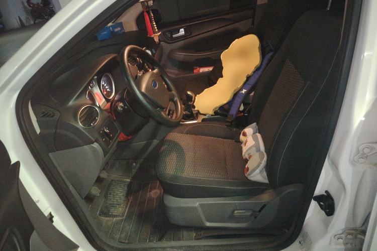 Used Ford Focus 2013 Hatchback Classic 1.8L Manual Millionth Anniversary Edition Left Front Seat
