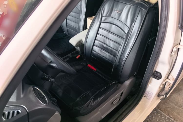 Used Ford Focus 2013 Hatchback Classic 1.8L Automatic Base Model Left Front Seat