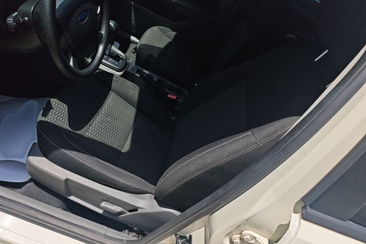 Used Ford Focus 2013 Hatchback Classic 1.8L Automatic Base Model Left Front Seat