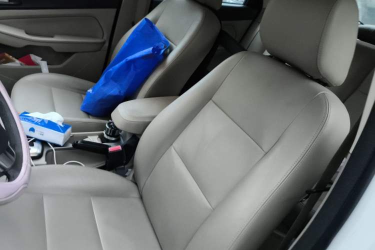 Used Ford Focus 2013 Hatchback Classic 1.8L Automatic Fashion Edition Left Front Seat