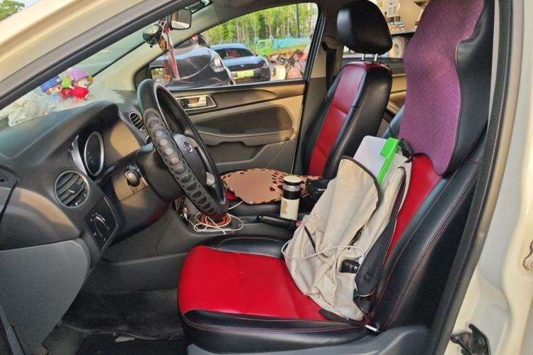 Used Ford Focus 2013 Hatchback Classic 1.8L Manual Base Model Left Front Seat
