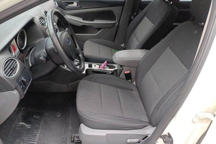 Used Ford Focus 2013 Hatchback Classic 1.8L Automatic Millionth Anniversary Edition Left Front Seat