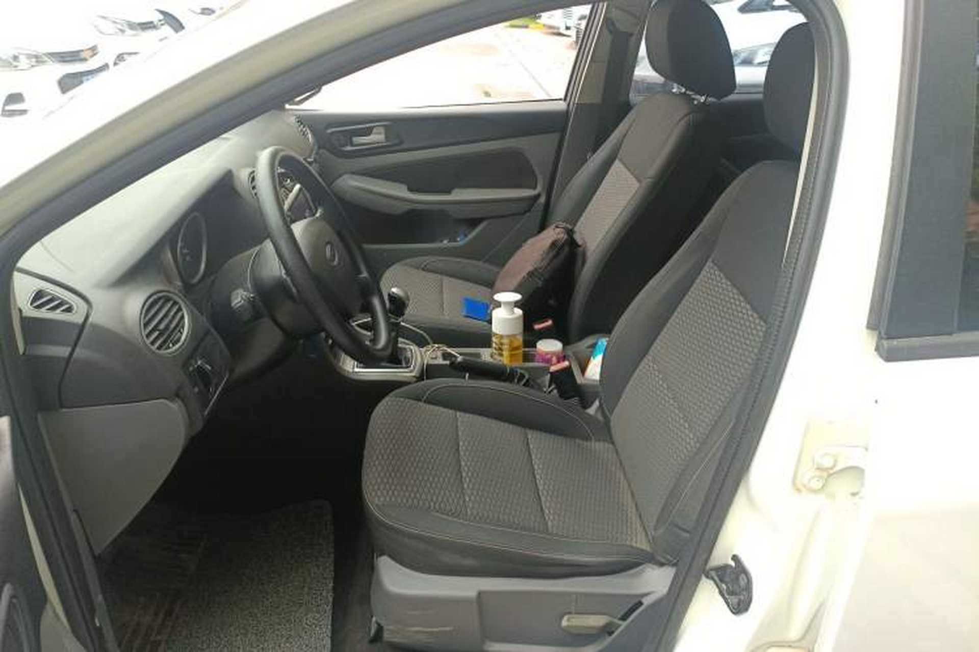 Used Ford Focus 2013 Hatchback Classic 1.8L Manual Base Model Left Front Seat