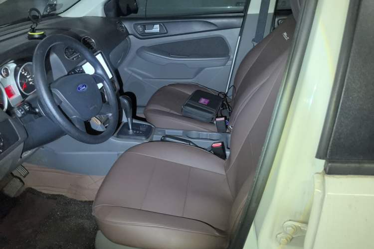 Used Ford Focus 2013 Hatchback Classic 1.8L Automatic Base Model Left Front Seat