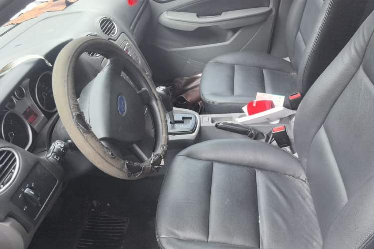 Used Ford Focus 2013 Hatchback Classic 1.8L Automatic Base Model Left Front Seat