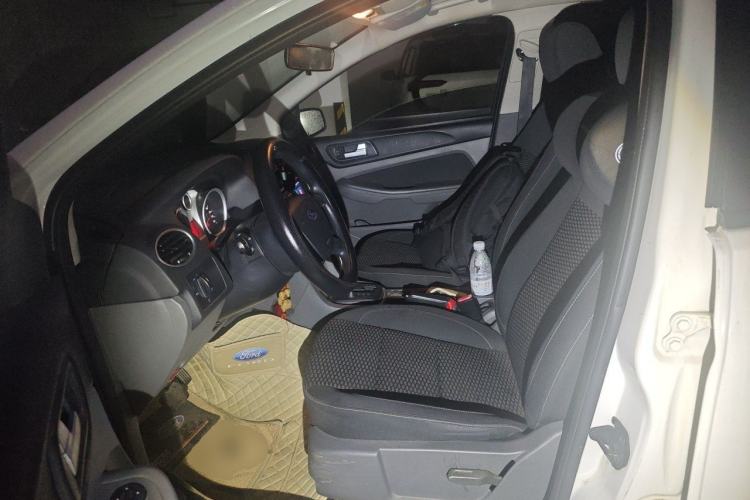 Used Ford Focus 2013 Hatchback Classic 1.8L Automatic Base Model Left Front Seat
