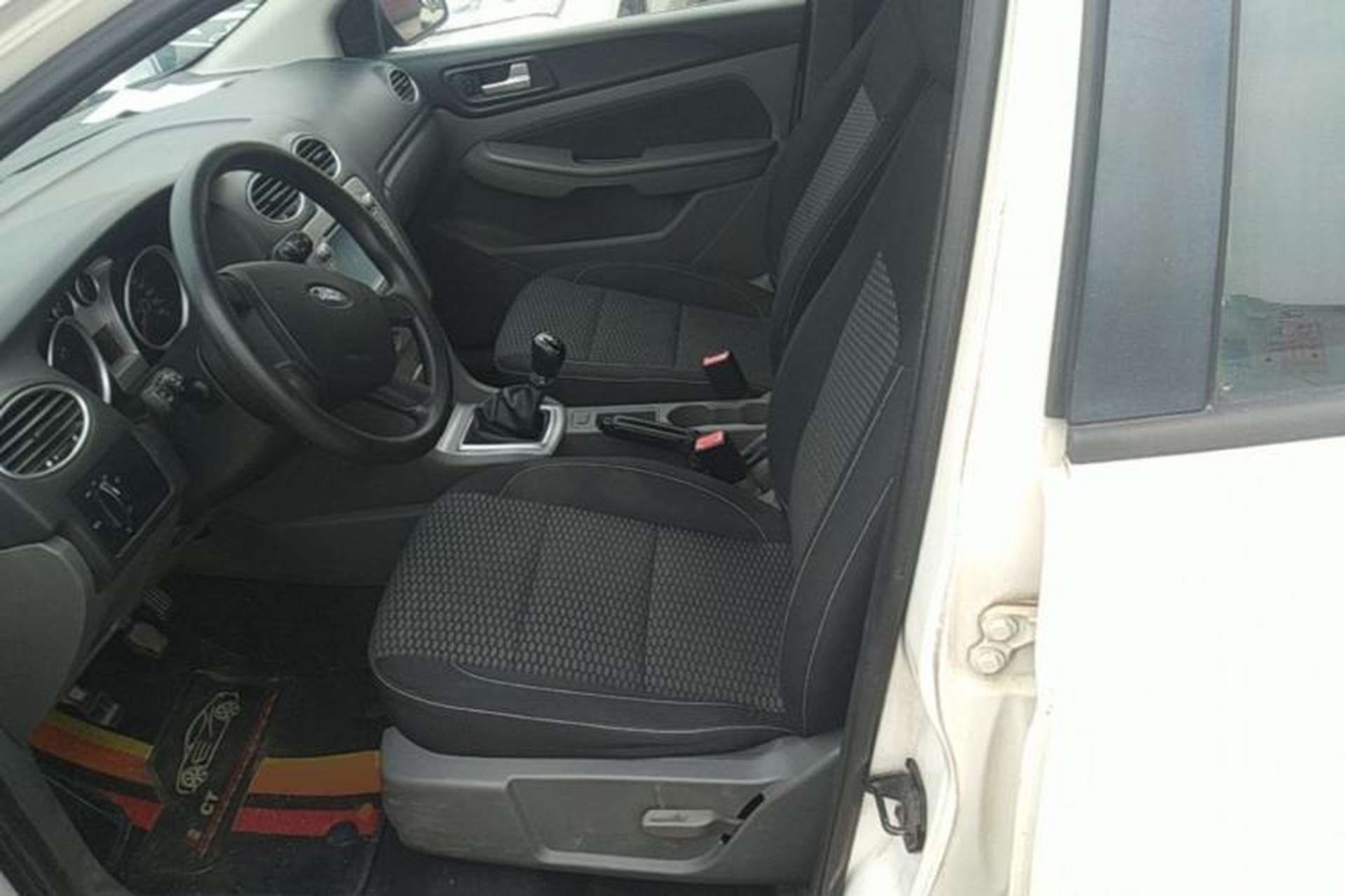 Used Ford Focus 2013 Hatchback Classic 1.8L Manual Base Model Left Front Seat