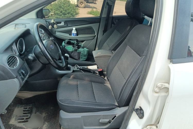 Used Ford Focus 2013 Hatchback Classic 1.8L Manual Base Model Left Front Seat