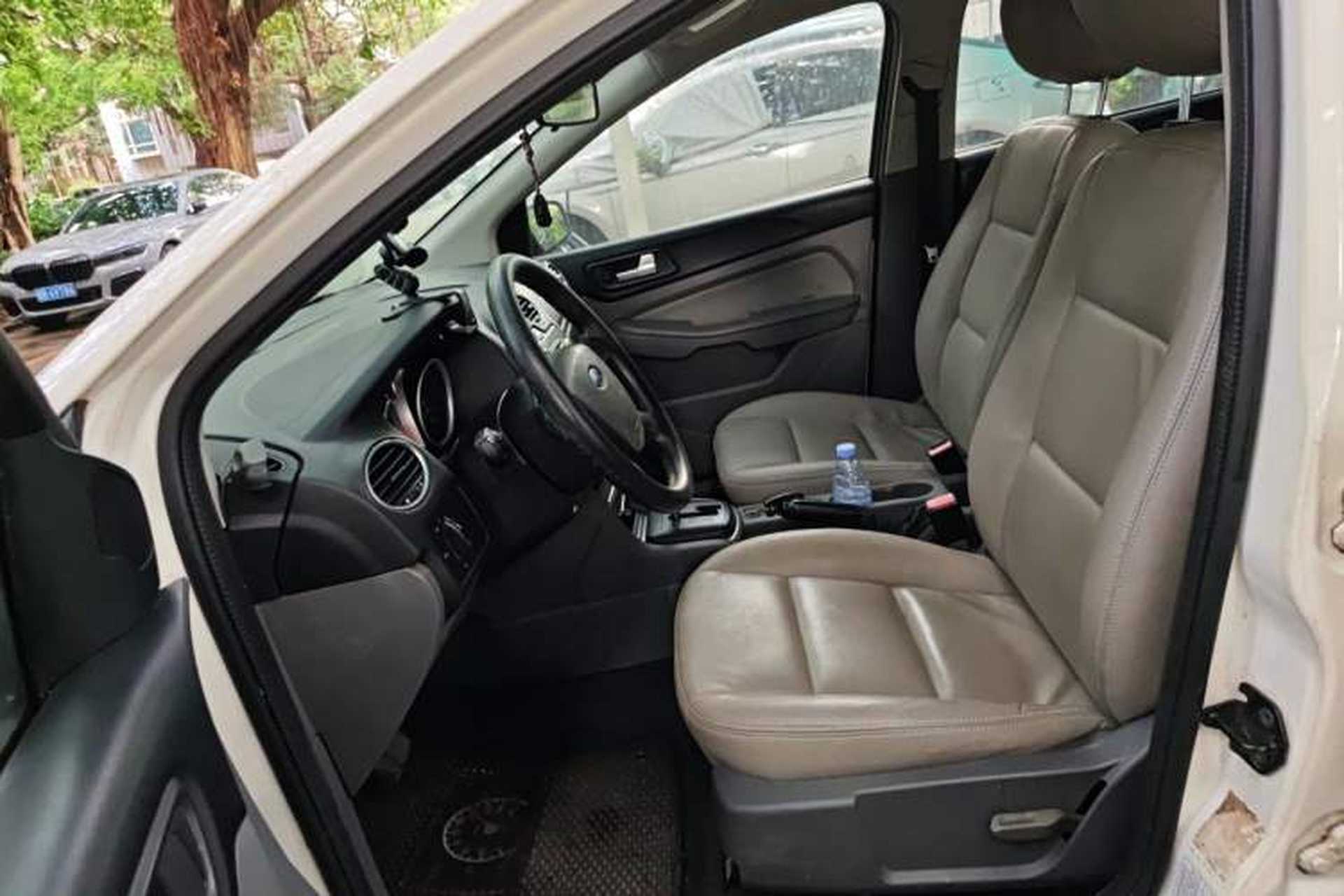 Used Ford Focus 2013 Hatchback Classic 1.8L Automatic Base Model Left Front Seat