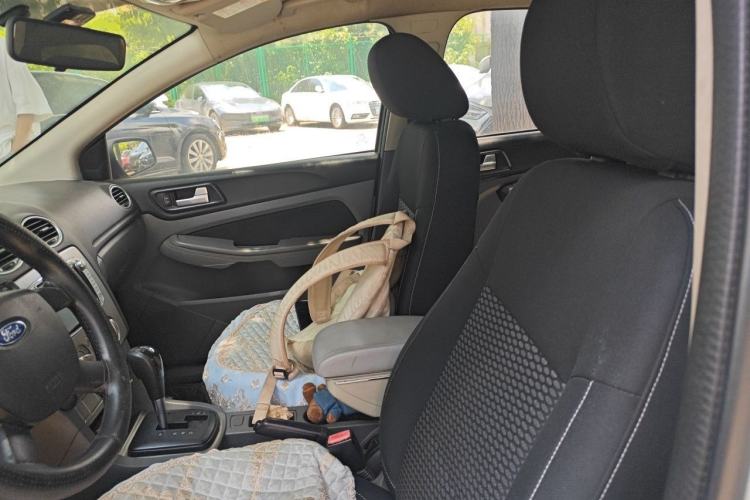 Used Ford Focus 2013 Hatchback Classic 1.8L Automatic Base Model Left Front Seat