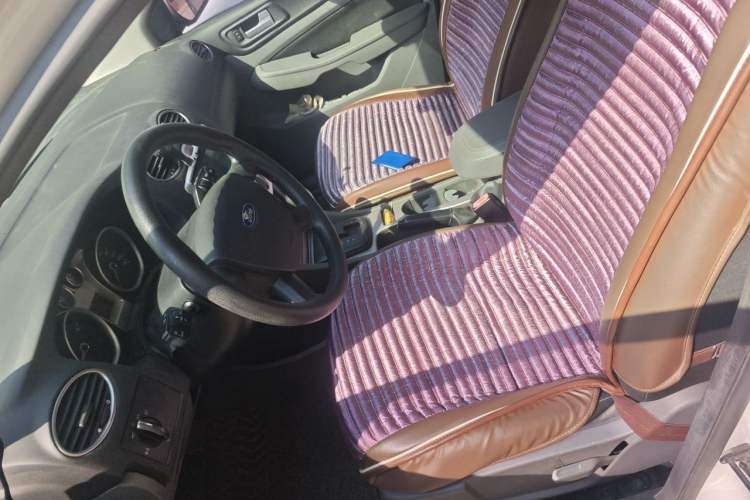 Used Ford Focus 2013 Hatchback Classic 1.8L Automatic Millionth Anniversary Edition Left Front Seat