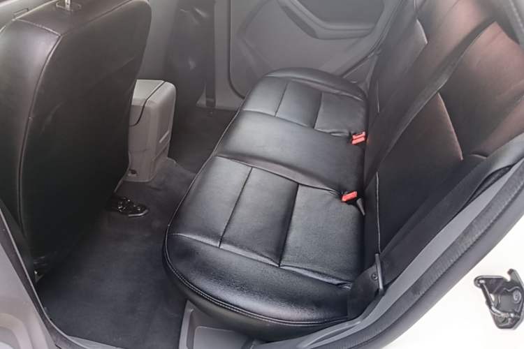 Used Ford Focus 2013 Hatchback Classic 1.8L Automatic Millionth Anniversary Edition Left Rear Seat