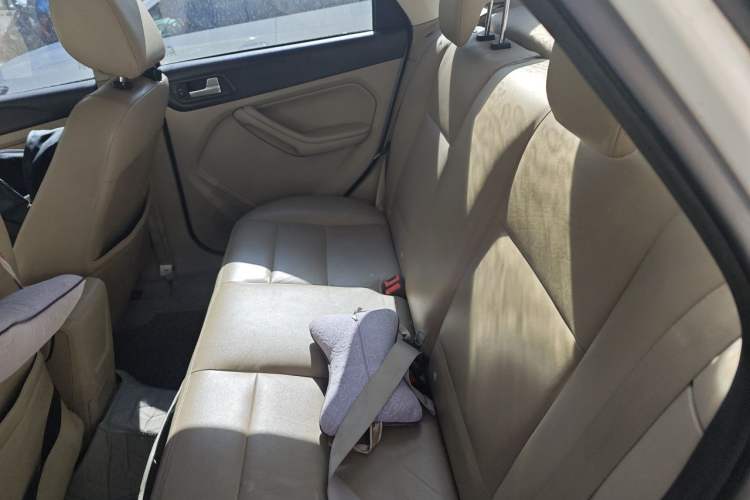 Used Ford Focus 2013 Sedan Classic 1.8L Manual Fashion Edition Left Rear Seat